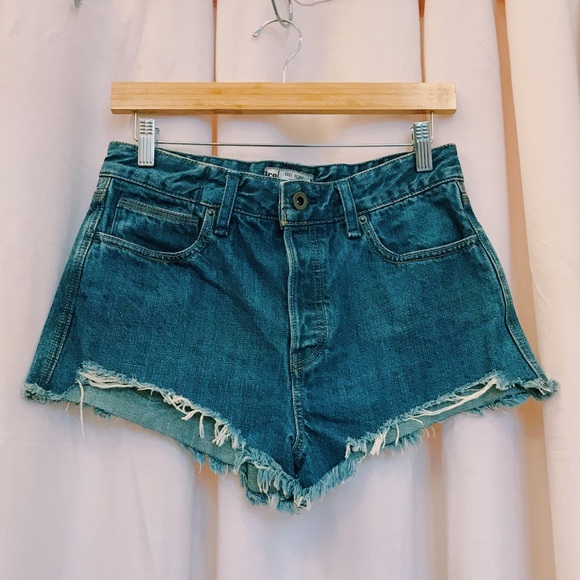 Free People Jean Shorts - Picture 1 of 2